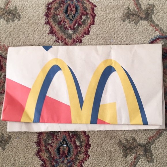 Travis Scott x McDonald’s paper tote bag - Picture 2 of 3
